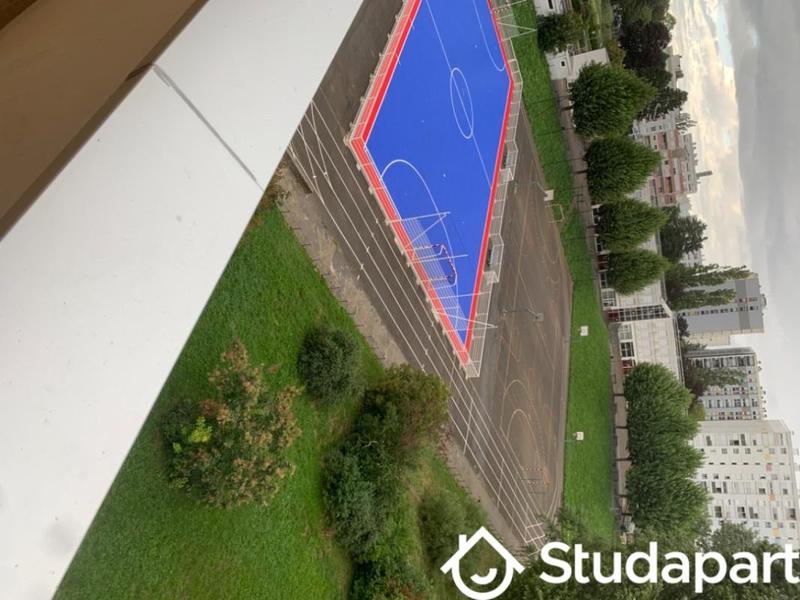 Chambre - 110 m² - 1 pièce