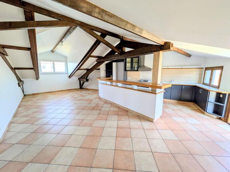 Appartement - 61 m² - 3 pièces