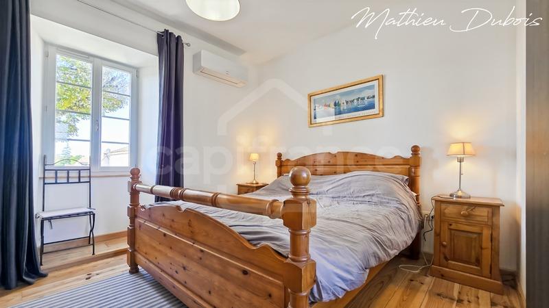 Propriété - 271 m² - 12 pièces