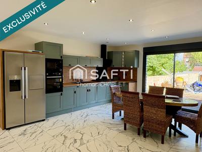 Maison - 77 m² - 3 pièces