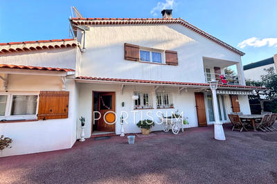 Maison - 130 m² - 4 pièces