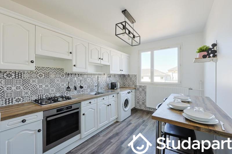 Chambre - 10 m² - 1 pièce