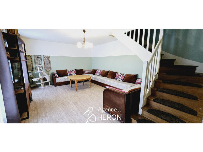 Propriété - 130 m² - 5 pièces