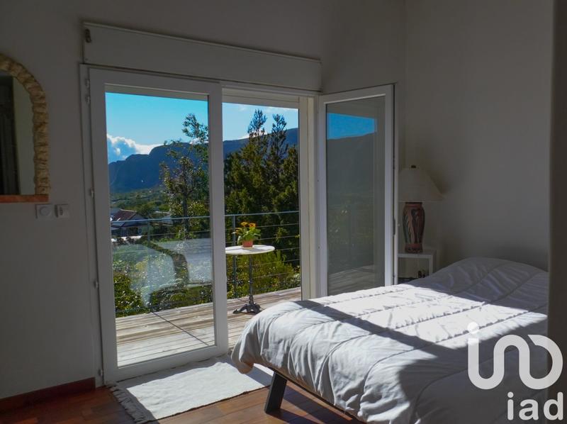 Maison - 281 m² - 6 pièces