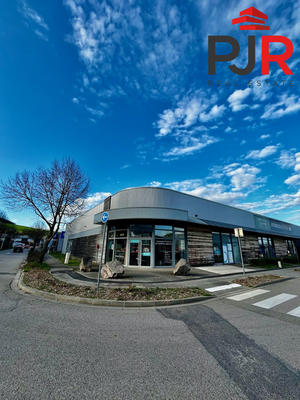 Local commercial - 389 m²