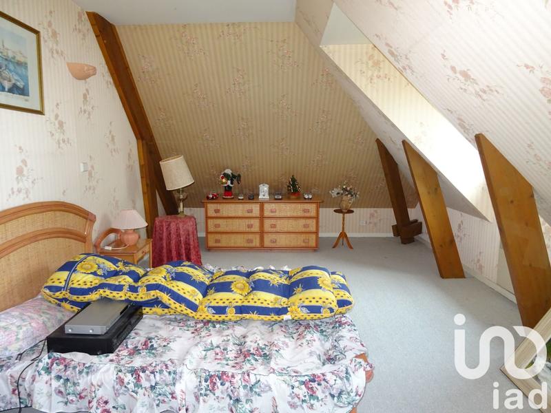 Maison - 205 m² - 9 pièces