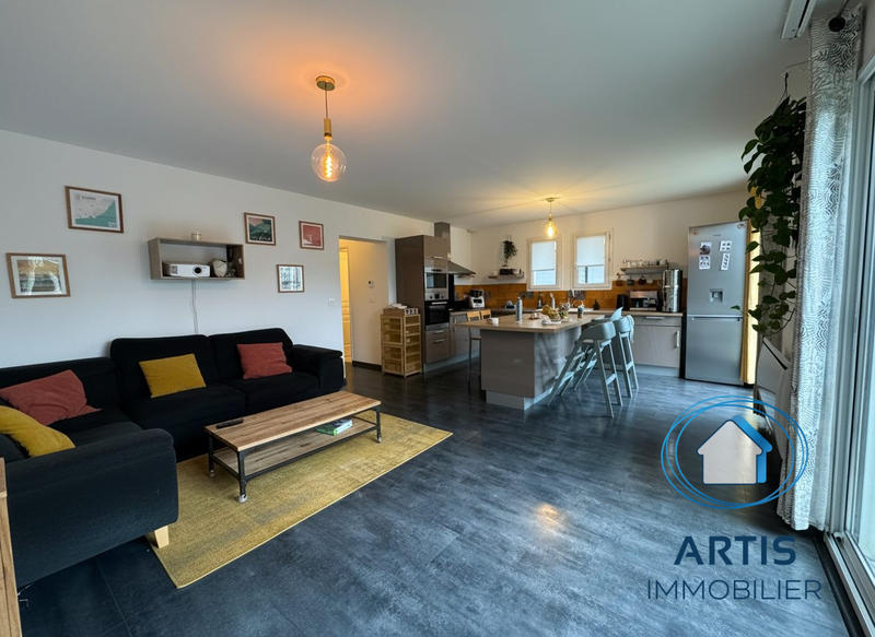 Maison - 97 m² - 4 pièces