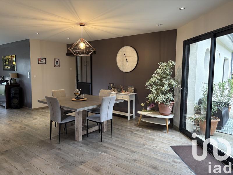 Maison - 144 m² - 5 pièces