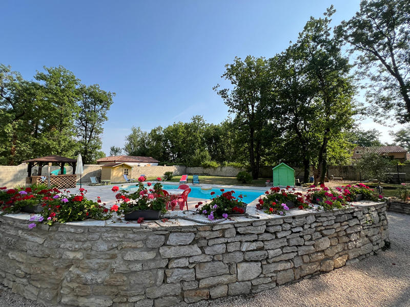 Maison - 188 m² - 8 pièces