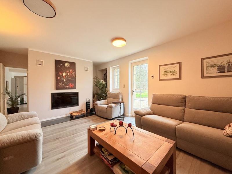 Propriété - 177 m² - 9 pièces