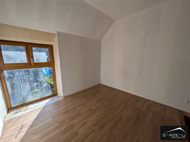 Maison ancienne - 218 m² - 11 pièces