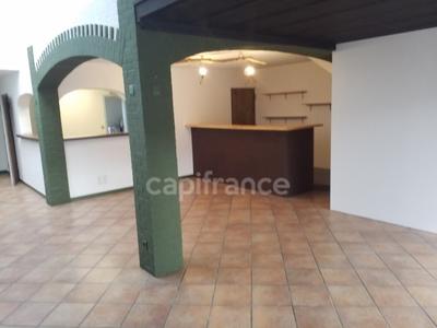 Local commercial - 121 m²