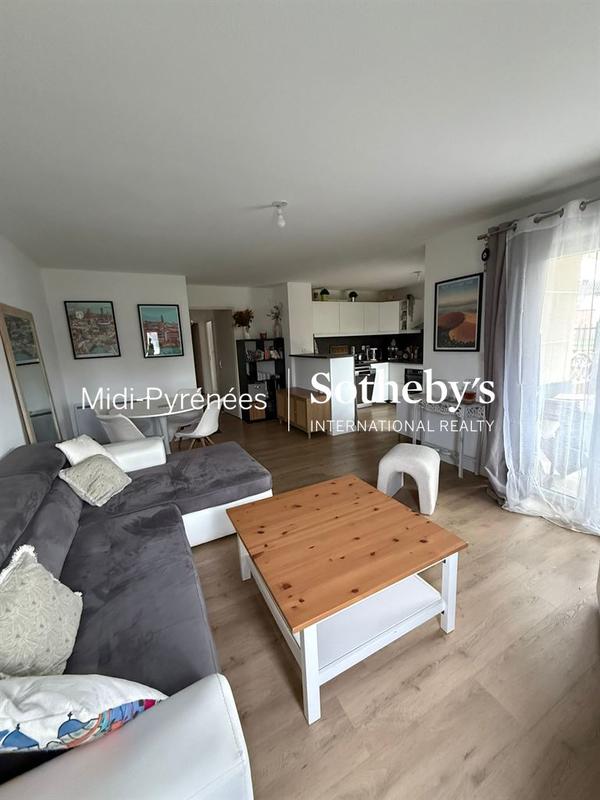 Appartement - 60 m² - 3 pièces