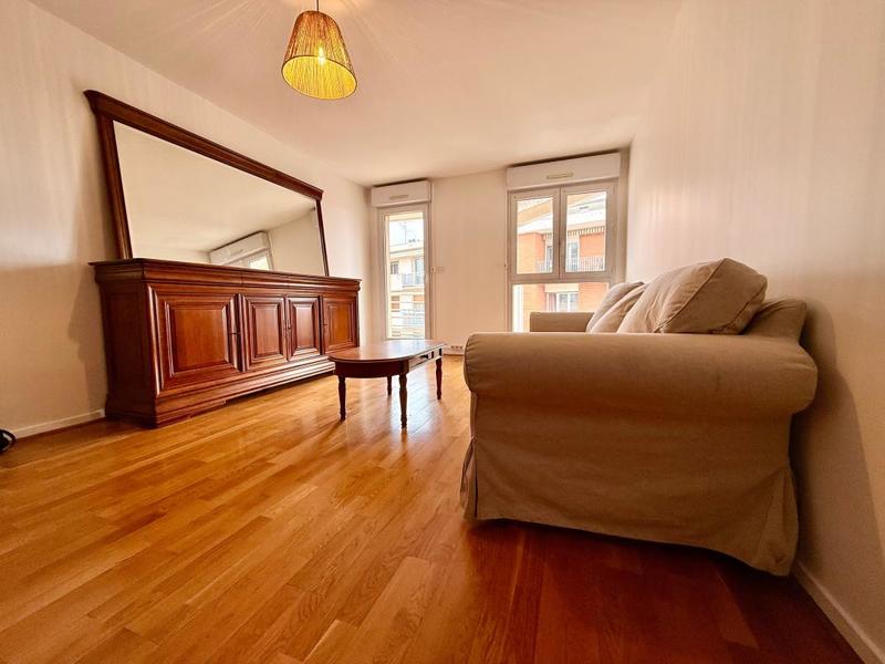 Appartement - 65 m² - 3 pièces