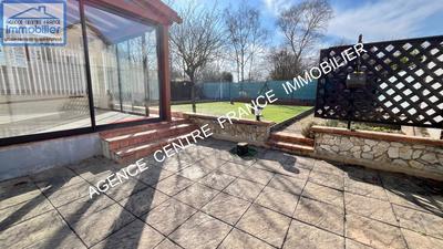 Maison - 99 m² - 5 pièces