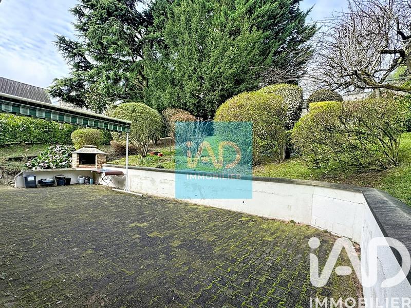 Maison - 132 m² - 8 pièces