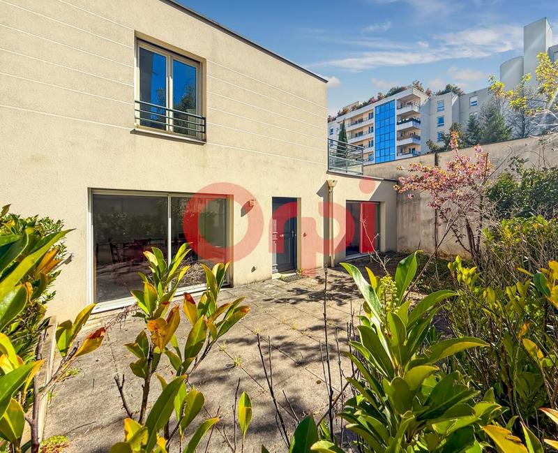 Maison de ville - 127 m² - 4 pièces