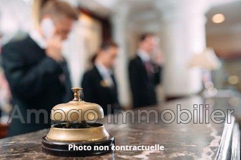 Maison chambre d'hôtes - 1 611 m²