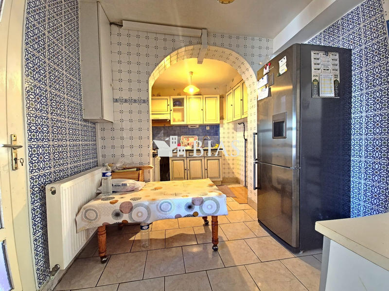 Maison - 91 m² - 5 pièces