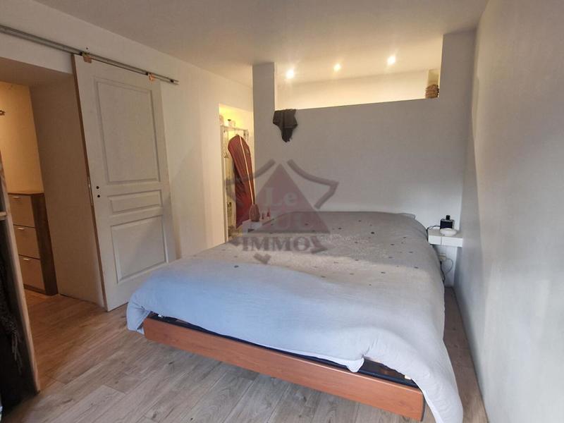 Maison - 265 m² - 10 pièces