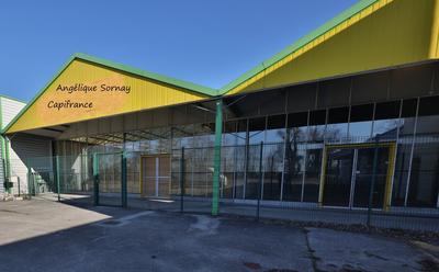 Local d'activité / Entrepôt - 1 518 m² - 4 pièces