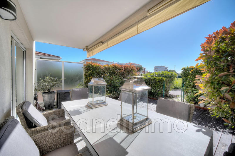 Appartement - 82 m² - 4 pièces