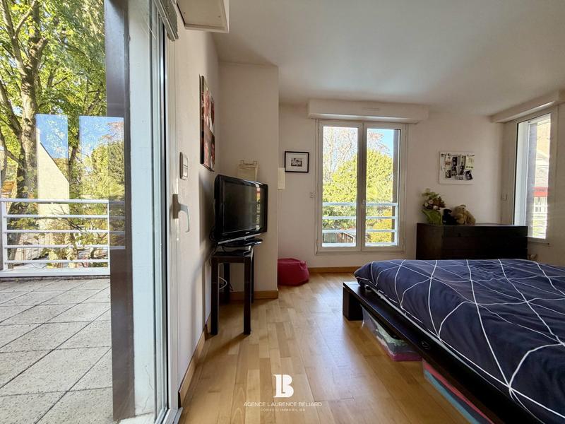 Maison - 192 m² - 6 pièces