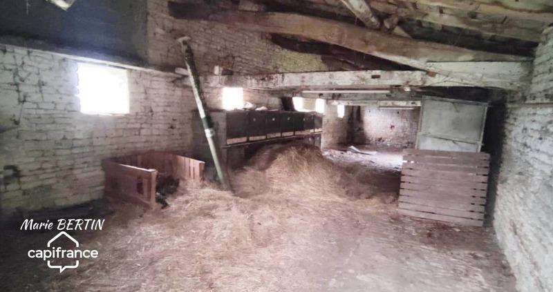 Grange - 80 m² - 1 pièce