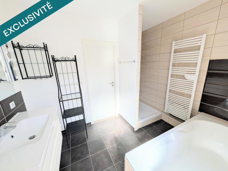 Appartement - 94 m² - 5 pièces