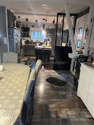 Pavillon - 132 m² - 6 pièces