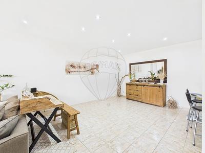 Appartement - 96 m² - 4 pièces