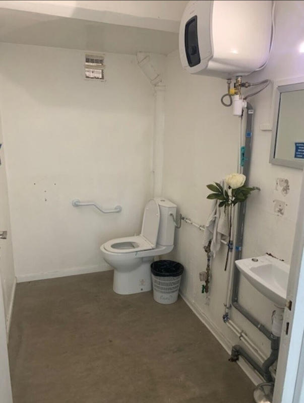 Local commercial - 317 m²