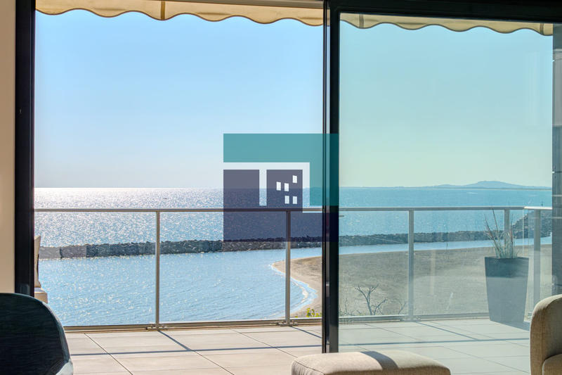 Appartement - 99 m² - 4 pièces