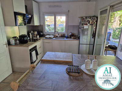 Maison - 93 m² - 4 pièces