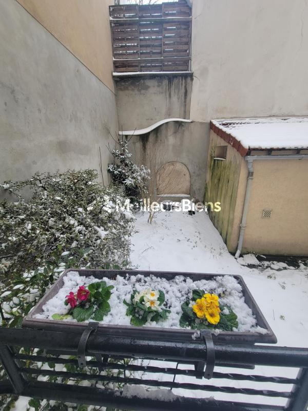 Studio - 13 m² - 1 pièce