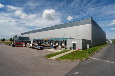 Entrepôt - 32 863 m²