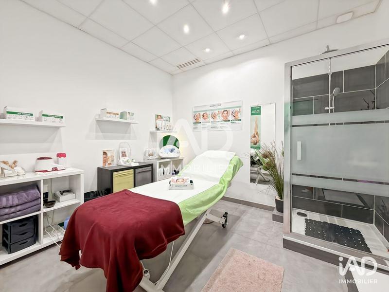 Local commercial - 61 m²