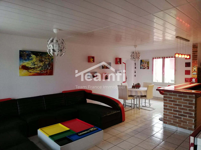 Maison - 81 m² - 4 pièces