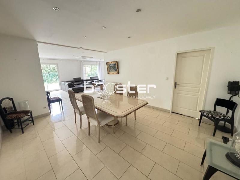 Maison ancienne - 197 m² - 5 pièces