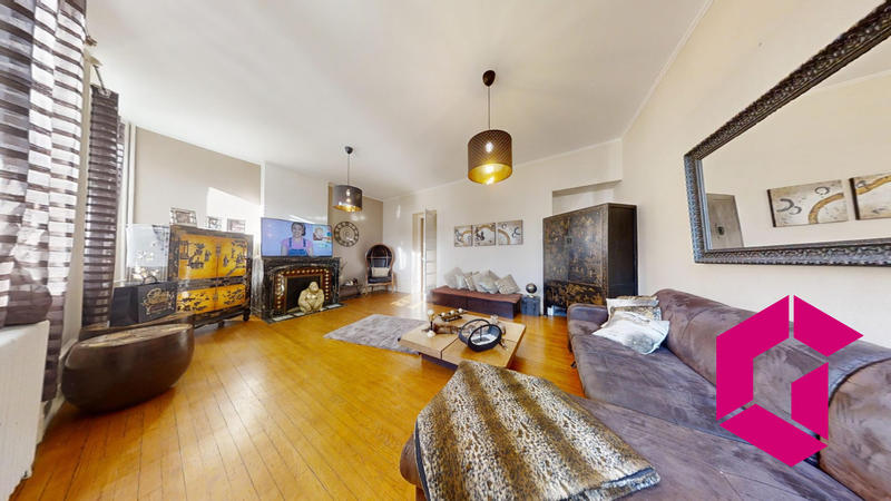 Maison - 140 m² - 4 pièces