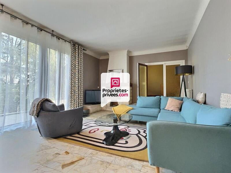 Maison - 136 m² - 5 pièces