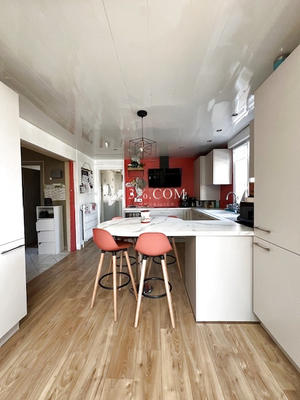 Maison - 120 m² - 6 pièces