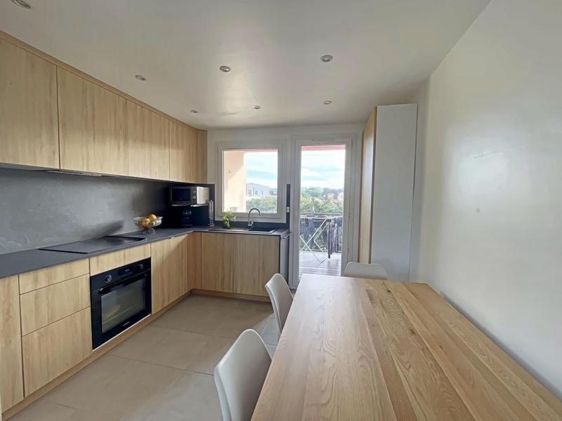 Appartement - 57 m² - 3 pièces