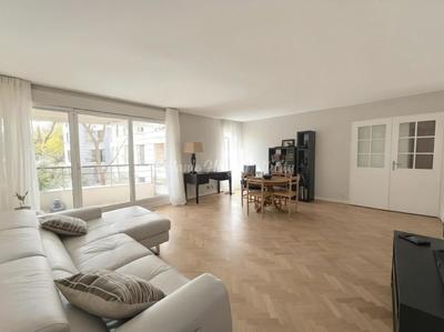 Appartement - 94 m² - 4 pièces