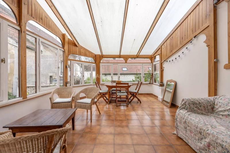 Maison - 194 m² - 7 pièces