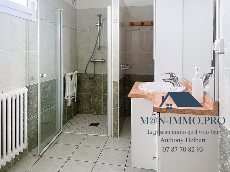 Maison traditionnelle - 128 m² - 7 pièces