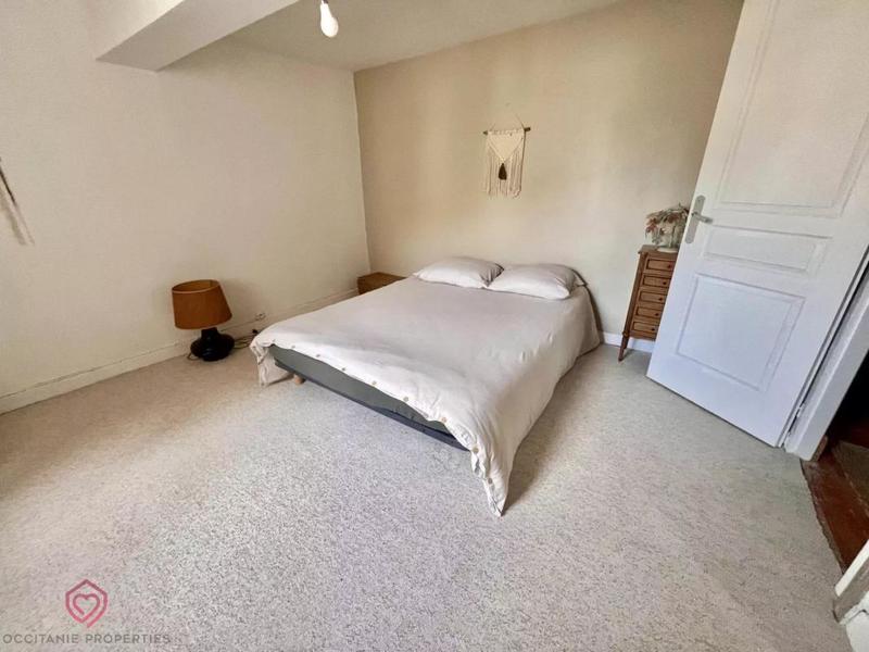 Maison de village - 237 m² - 9 pièces