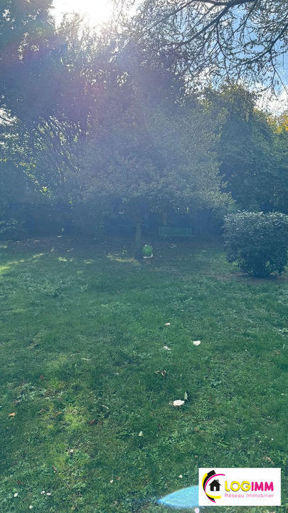 Maison - 255 m² - 8 pièces