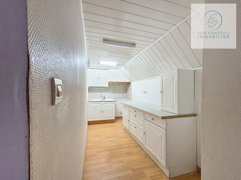 Maison traditionnelle - 198 m² - 8 pièces