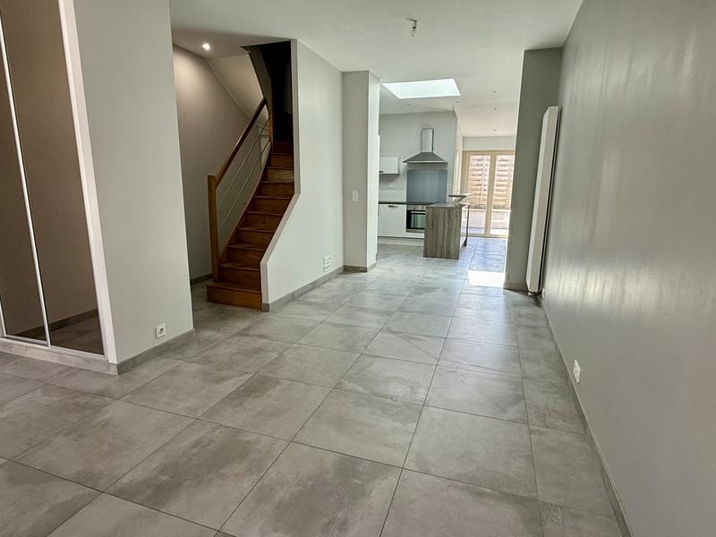 Maison - 83 m² - 5 pièces